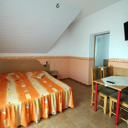 Villa Clipper - 5 Minut Od Plazy Гжибово Екстер'єр фото
