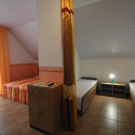 Villa Clipper - 5 Minut Od Plazy Гжибово Екстер'єр фото